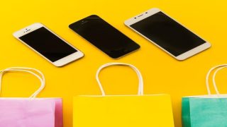 "كيفية الحصول على هواتف ذكية بقيمة ممتازة وأسعار منخفضة"